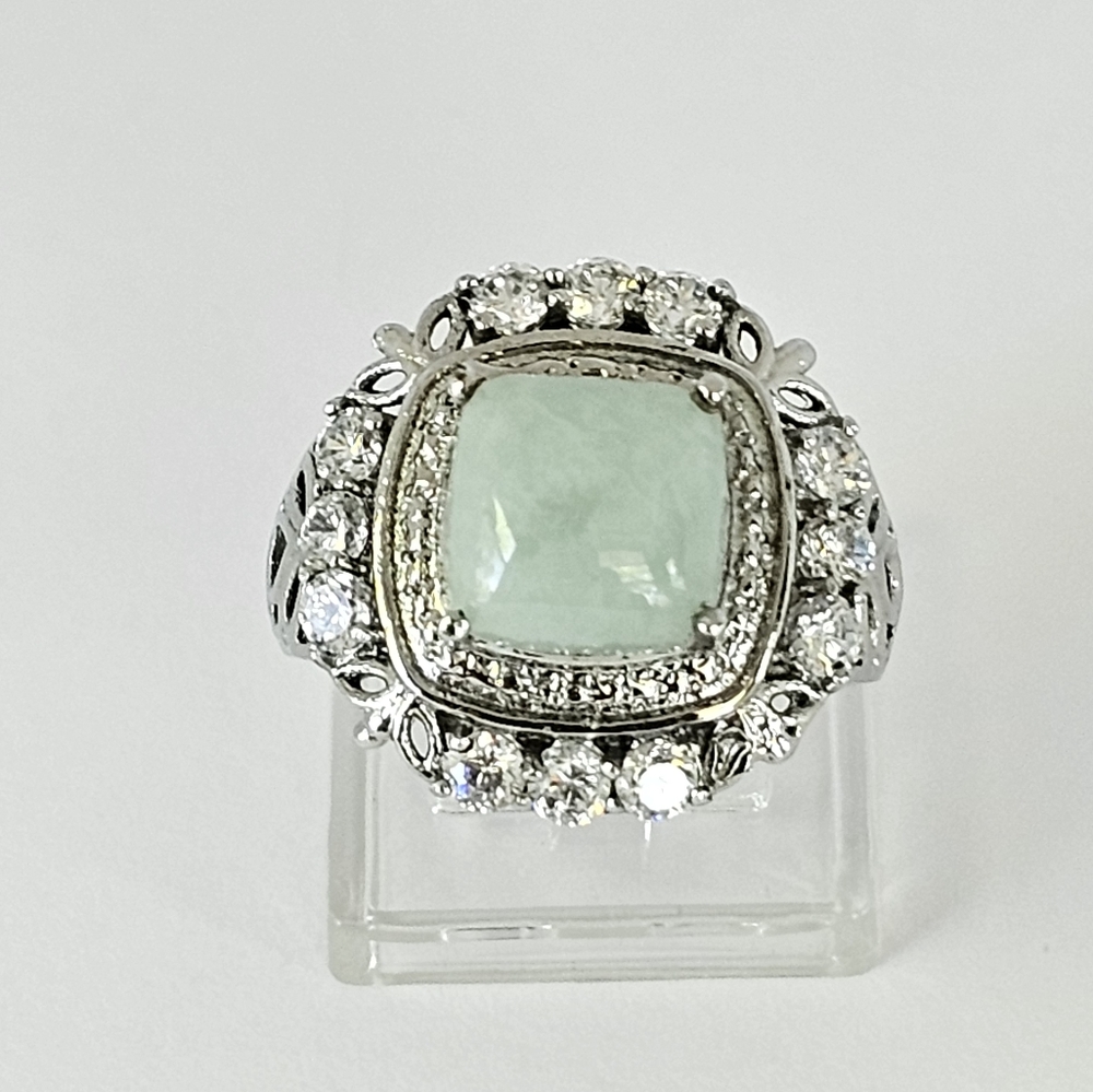 Gorgeous Jade & White Zircon in Platinum over Stainless Steel! Size 6! - Picture 2 of 10
